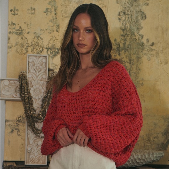 NWT Free People Coconut Sweater in Dragonfruit - Picture 6 of 12